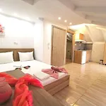 Apartment Kidonis